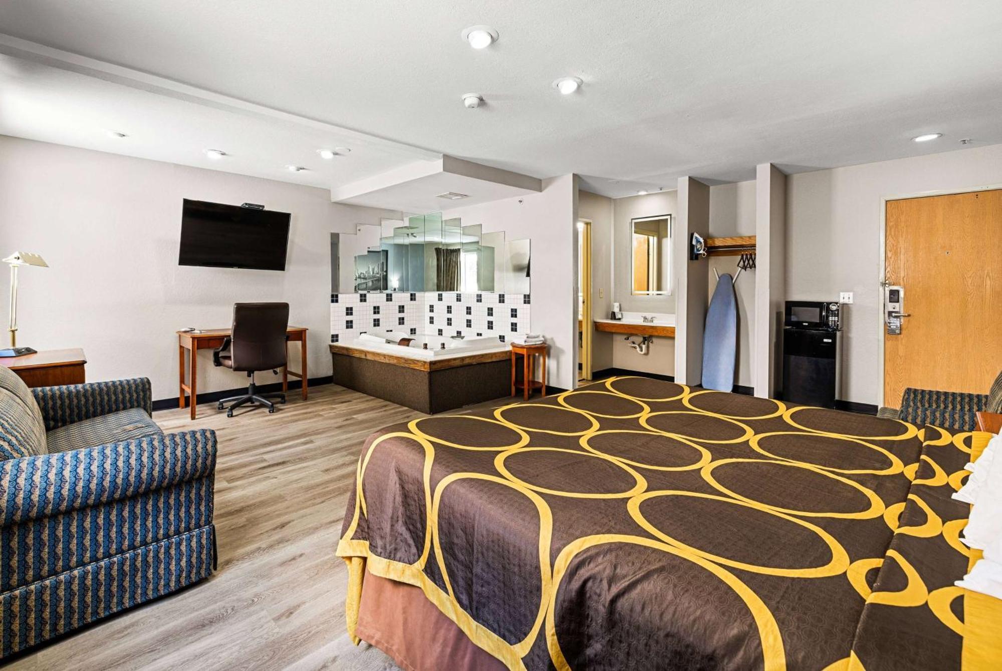 Super 8 By Wyndham Pittsburgh/Monroeville Bagian luar foto