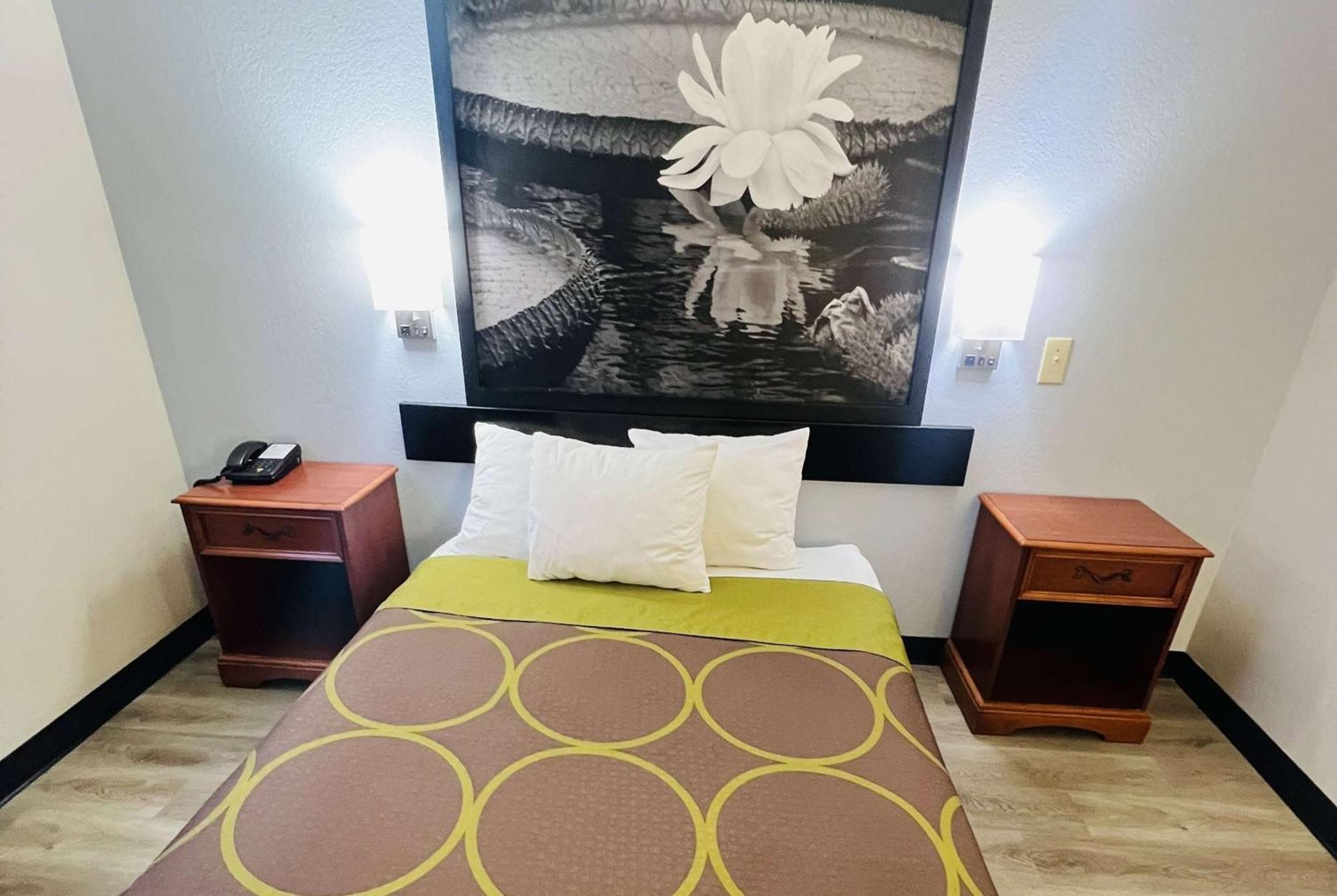 Super 8 By Wyndham Pittsburgh/Monroeville Bagian luar foto