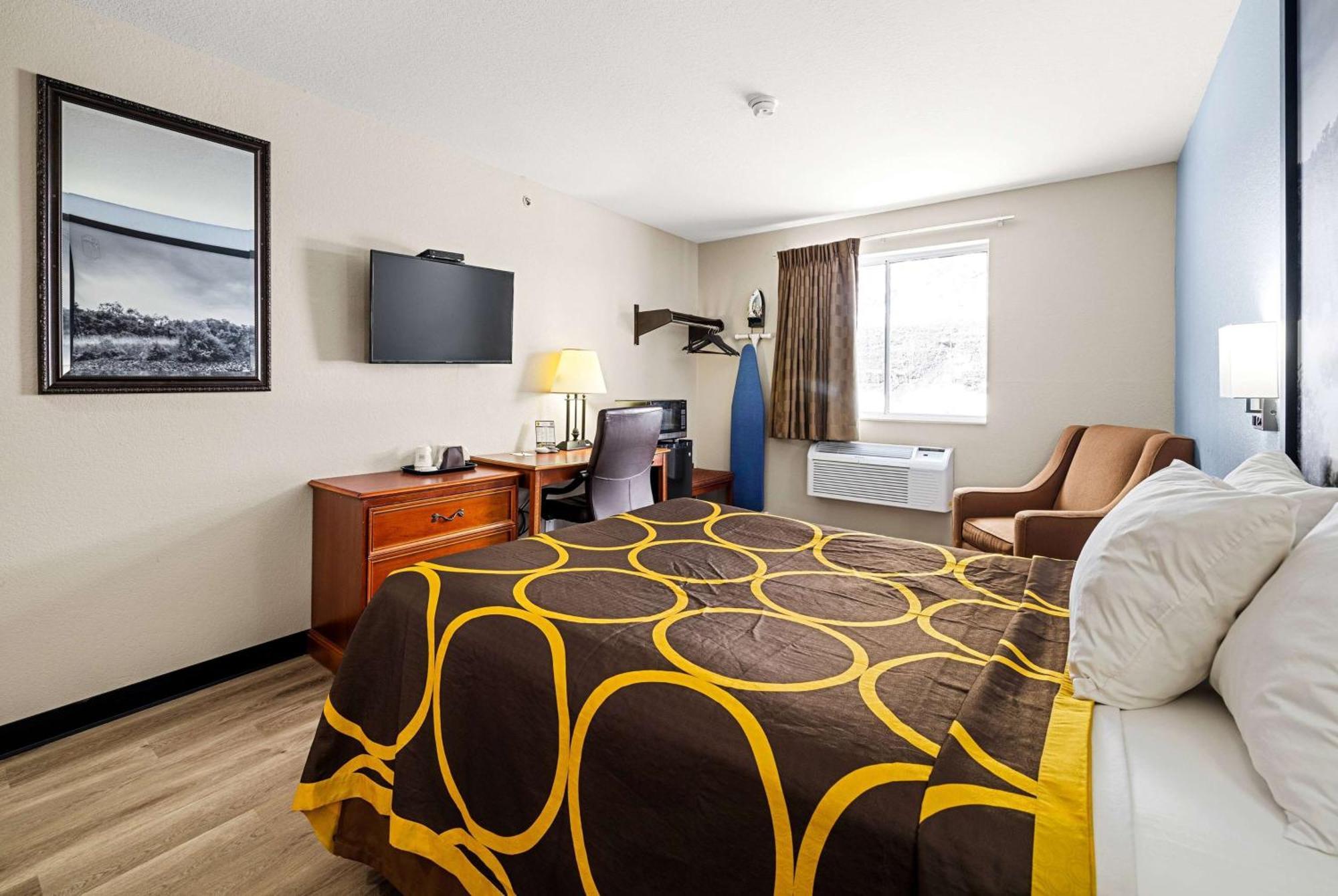 Super 8 By Wyndham Pittsburgh/Monroeville Bagian luar foto