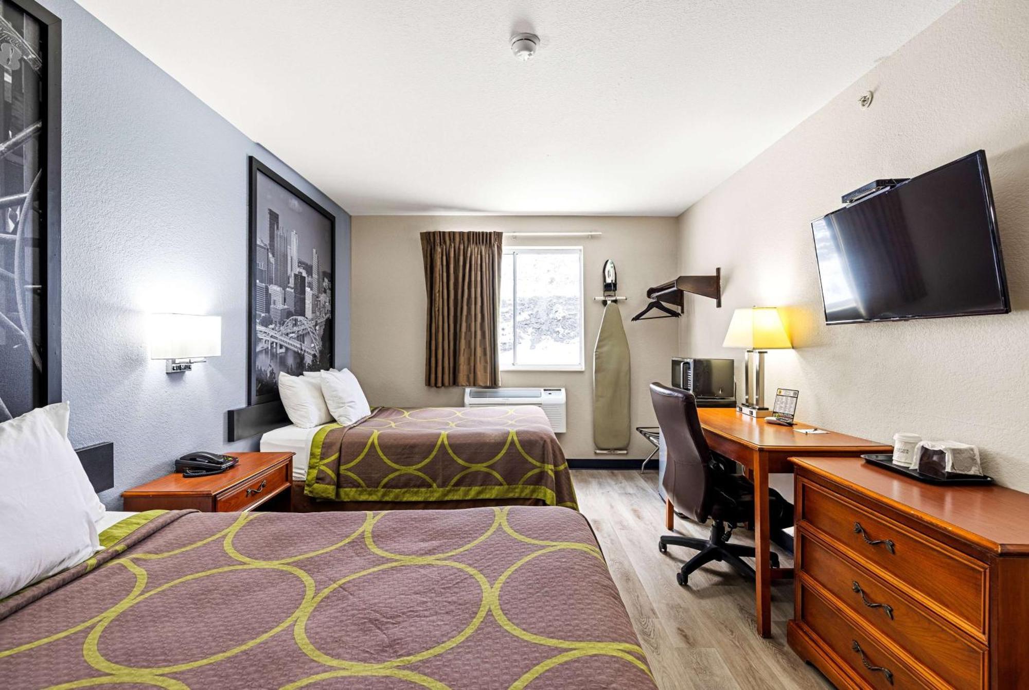 Super 8 By Wyndham Pittsburgh/Monroeville Bagian luar foto