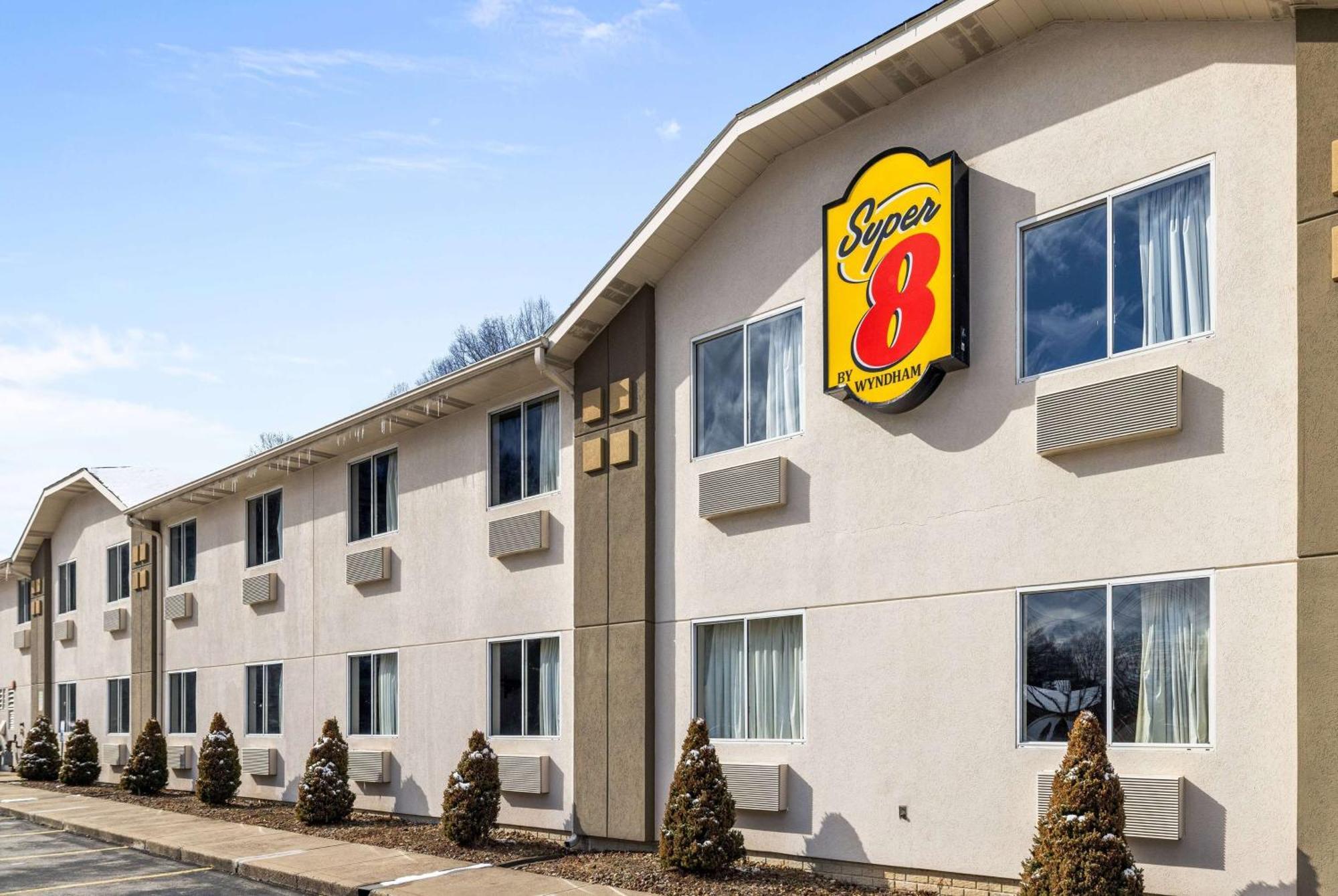 Super 8 By Wyndham Pittsburgh/Monroeville Bagian luar foto