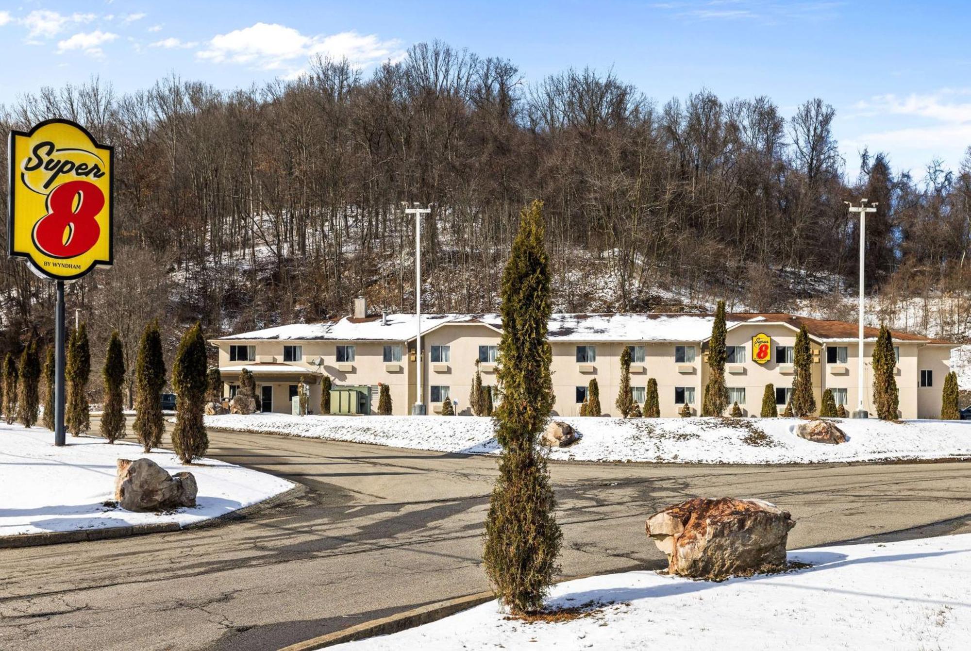 Super 8 By Wyndham Pittsburgh/Monroeville Bagian luar foto